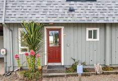 Others 2 Breathtaking Ocean Views and Private Deck - Charming Oceanfront Retreat