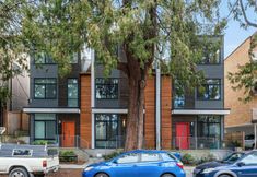 その他 2 Rooftop Patio and Modern Amenities - Stylish Urban Retreat