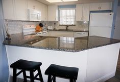 Others 2 Charming Condo Suite and Heated Pool - Inviting Coastal Haven