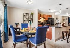 其他 7 Stunning City Views and Modern Amenities - Cozy Stylish Retreat