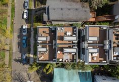 Others 2 Rooftop Deck, Dedicated Parking, Outdoor BBQ Area - Chic Haven