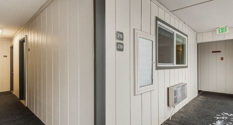 Lain-lain 2 Breathtaking River View and Cozy Fireplace - Stunning Getaway