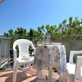 Logo 1 Bright apartment with balcony, San Michele al Tagliamento Hotels