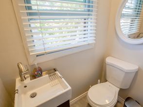 Others 4 Jacuzzi, Outdoor Kitchen, Fire Pit, Peek Views - Charming Hideaway