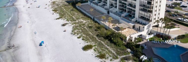 Others Gulf View and Beachfront Pool - Exquisite Coastal Sanctuary