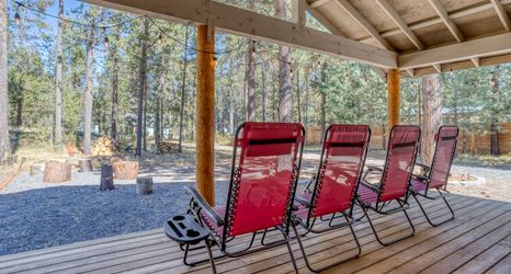 Others 2 Charming Cabin with Hot Tub and Cozy Living Space - Inviting Retreat