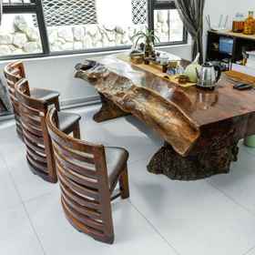 Hotel Exterior 1 Dali Twenty-Seven Cups of Wine Inn (Old Town Erhaimen), Fengxue Gucheng Parking Lot Hotels