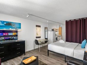 Others Studios On 25th by BCA Furnished Apartments Studio 10 J