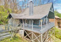 其他 3 Cozy Log Cabin with Pool Privileges and Hot Tub - Serene Retreat