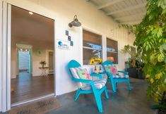 Others 2 Private Entrance and Back Patio Retreat - Charming Beach Cottage