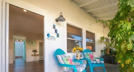 Others 2 Private Entrance and Back Patio Retreat - Charming Beach Cottage