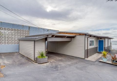 その他 Ocean View Deck and Fully Equipped Kitchen - Coastal Comfort