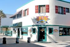 其他 Stylish Townhome with Outdoor Dining and Gas BBQ - Charming Beach Retreat