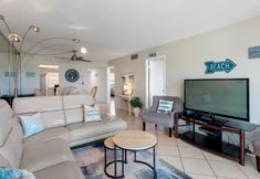 Others 7 Gulfview Balcony and Spacious Living Area - Stunning Beach Haven