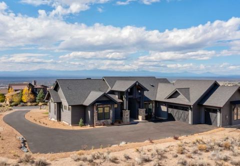 Others Stunning Patio with Hot Tub and Fire Pit - Charming Ranch Getaway