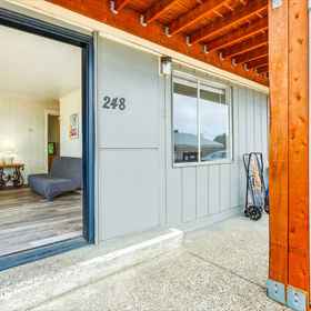 Hotel Interior/Public Areas1Cozy Condo with Scenic Dunes and Ocean Views - Inviting Relaxation Retreat,448 Olympic View Ave NE飯店