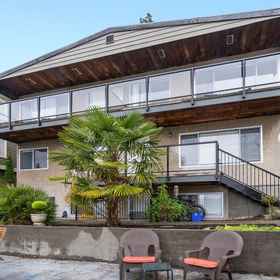 Hotel Exterior1Dedicated Parking and Modern Amenities - Stylish Family Retreat,金郡公寓