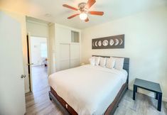 Others 6 Orange Grove Cottage in Bankers Hill