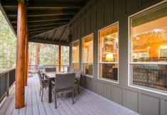 Others 7 Expansive Deck and Community Hot Tub and Pool - Elegant and Bright