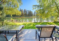 Others 2 Scenic Deck and Gorgeous River Views - Cozy Mountain Getaway