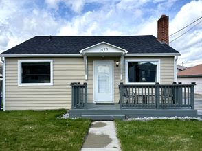 Lainnya 4 Charming Outdoor Space and Cozy Ambiance - Delightful Retreat