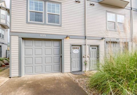 Others Ocean View Balconies and Spacious Living - Charming Coastal Retreat