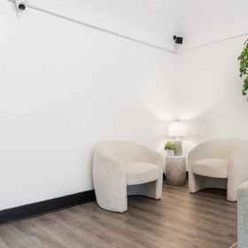 Hotel Interior/Public Areas1Charming Studio with Dedicated Workspace - Cozy Tranquil Retreat,奥克伍德高地飯店