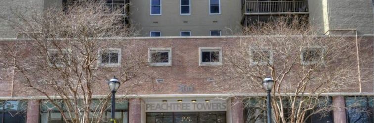 Others Stylish Condo with Private Balcony and Spectacular City Views - Elegant Retreat