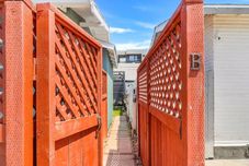 その他 Charming Outdoor Oasis with Stylish Interior - Unique Urban Retreat