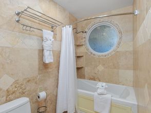 Others 4 Ocean View and Direct Beach Access - Bright Coastal Haven