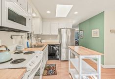 Lain-lain 7 Cozy Retreat - Fireplace, Deck, Grill, Free WiFi, Games