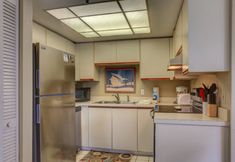 Others 6 Heated Pool and BBQ Grills - Charming Coastal Escape