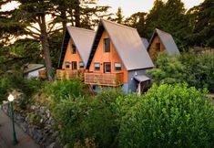 Others 2 Scenic River Views and Cozy Fire Pit - Stunning Scandinavian Retreat