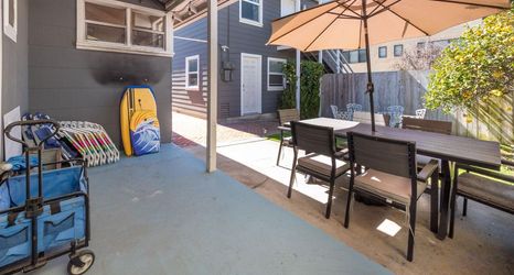 Others 2 Private Backyard and Spacious Living Area - Stunning Coastal Escape