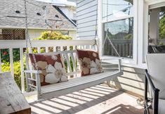 Others 5 Gorgeous Outdoor Retreat and Luxurious Amenities - Exquisite Haven