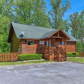Logo 1 Hot Tub and Pool Table - Charming Cabin Retreat, Pigeon Forge Hotels