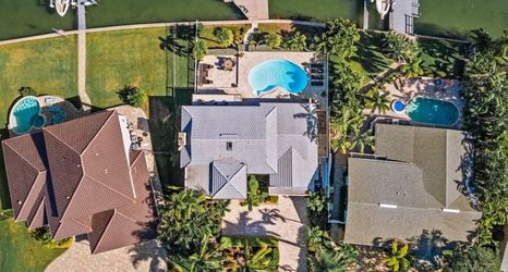 Others 2 Bay-Front Pool and Game Room Retreat - Tranquil Oasis