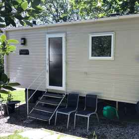 Hotel Exterior 1 Badgers nestled in a cozy corner of the park, โรงแรม & ที่พัก Deviock