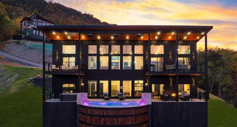 Others 2 Heated Whiskey Barrel Pool, Hot Tub and Game Room - Stunning Mountain Sanctuary