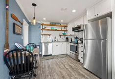 Others 6 Ocean View and Deck - Beautiful Coastal Studio Retreat