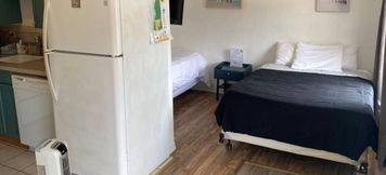 其他 2 Cozy Outdoor Fire Pit and Comfortable Seating - Charming Coastal Haven