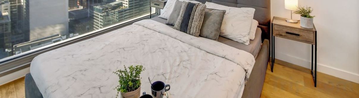 Others A Cozy Pet-friendly 2BR Near Southern Cross, Views