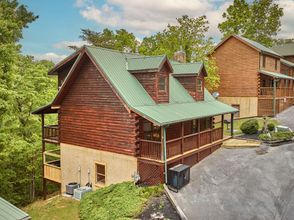 Others 4 Pool Table and Community Pool Access - Spacious Mountain Retreat