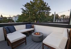 Others 2 Rooftop Patio and Work-Friendly Amenities - Charming Urban Retreat