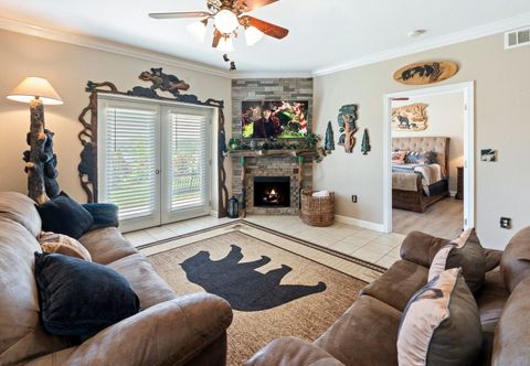 其他 Scenic Views and Resort Pool Access - Charming Mountain Retreat