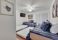 Others 5 Newly Furnished Model Home.Gameroom. Close to TCU!