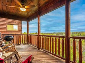 Others 4 Spectacular Views and Inviting Hot Tub - Majestic Mountain Retreat