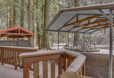 其他 5 Enchanting Hot Tub and Fenced Yard - Inviting Forest Retreat