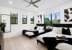 Others 3 Private Backyard, Heated Swimming Pool and BBQ Area - Modern Gem