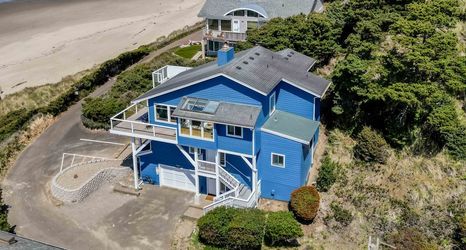 其他 2 Oceanfront Splendor and Direct Beach Access - Stunning Coastal Retreat